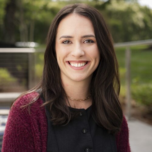 Carrie Valdez Headshot